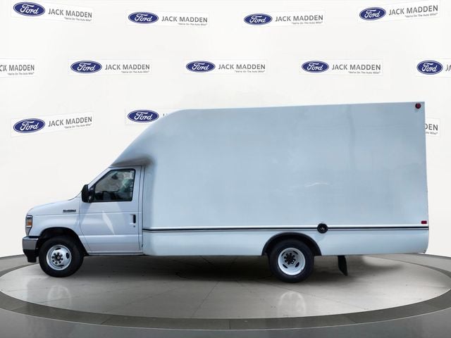 2027 Ford E-350SD Base Cutaway