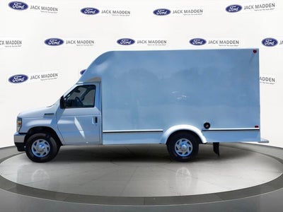 2027 Ford E-350SD Base Cutaway