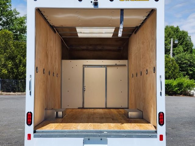 2027 Ford E-350SD Base Cutaway