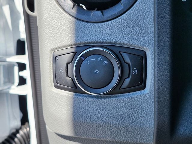 2026 Ford E-350SD Base Cutaway