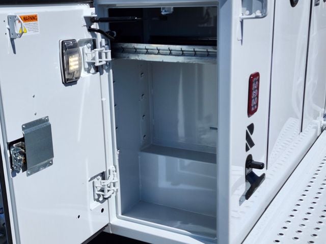 2026 Ford E-350SD Base Cutaway