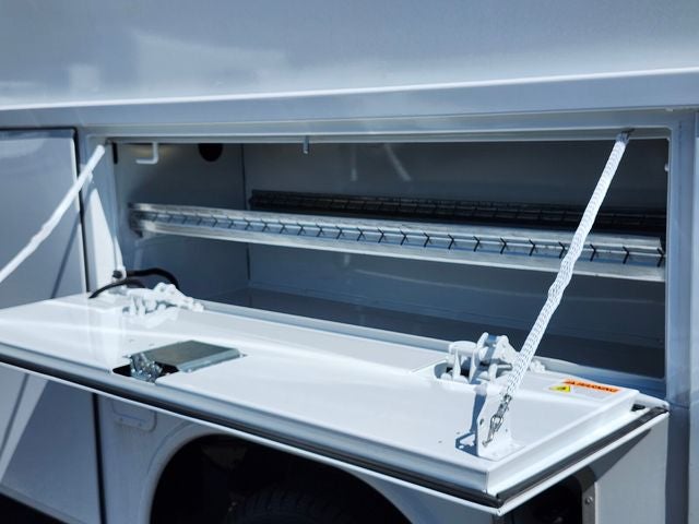 2026 Ford E-350SD Base Cutaway