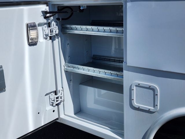 2026 Ford E-350SD Base Cutaway