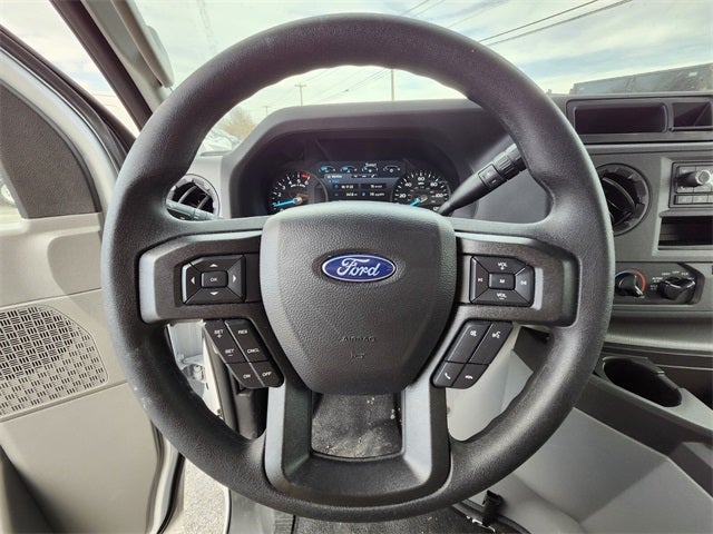 2026 Ford E-450SD Base DRW