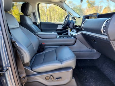 2027 Ford Expedition Active