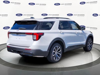 2027 Ford Explorer ST-Line