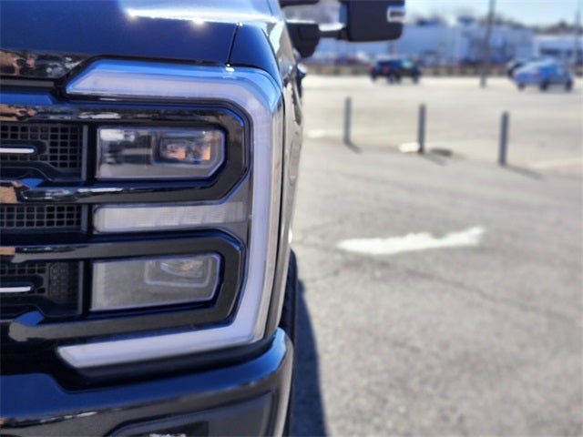 2025 Ford F-350SD Platinum