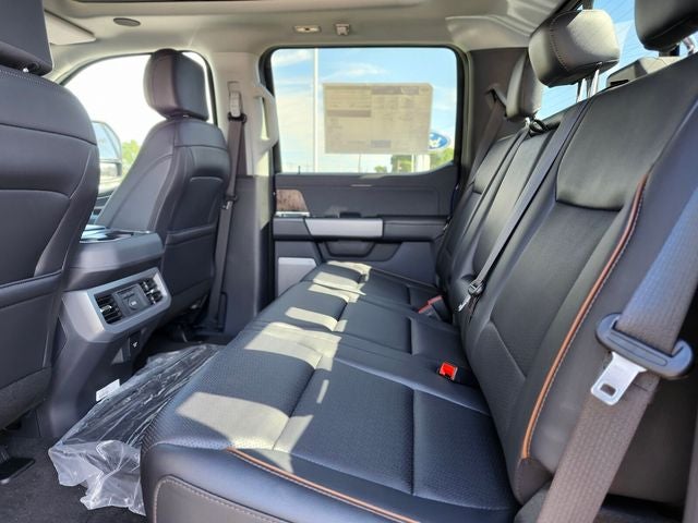 2027 Ford F-350SD Lariat
