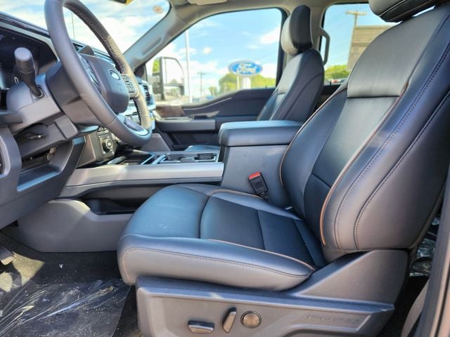 2027 Ford F-350SD Lariat