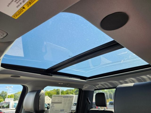 2027 Ford F-350SD Lariat