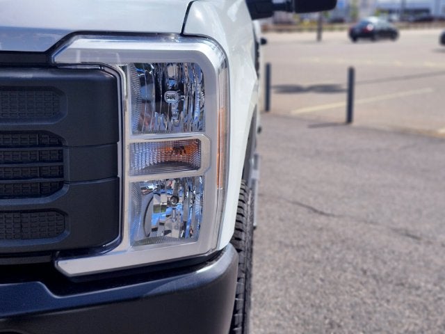2027 Ford F-350SD XL