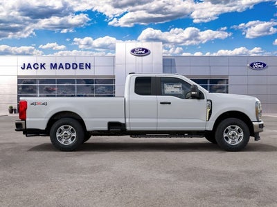 2027 Ford F-350SD XLT