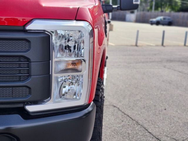 2027 Ford F-350SD XL