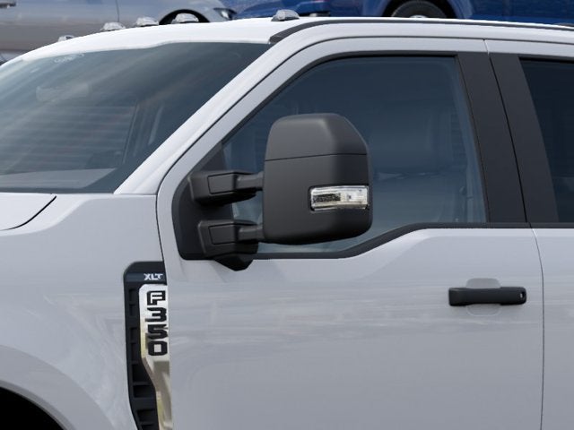 2027 Ford F-350SD XLT