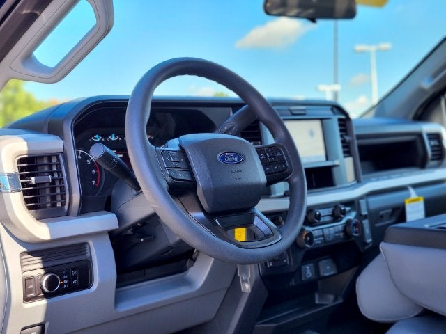 2027 Ford F-350SD XL