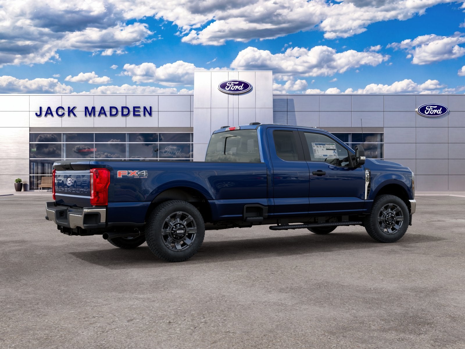 2027 Ford F-350SD XLT