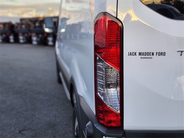 2024 Ford Transit-250 Base Low Roof Cargo