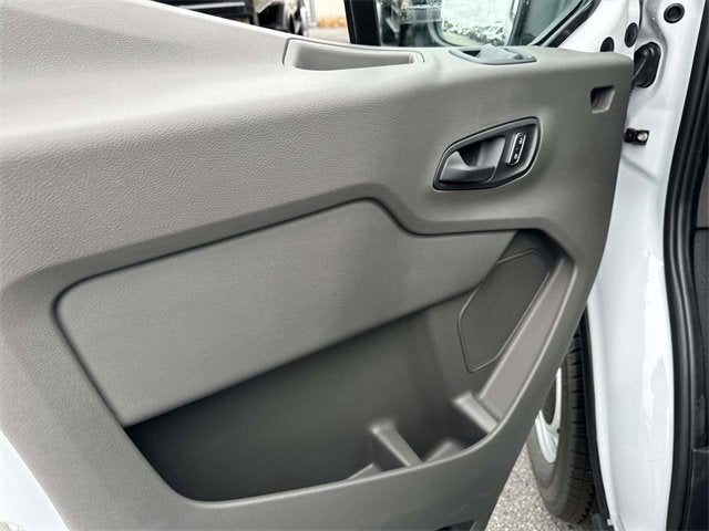 2024 Ford Transit-250 Base Low Roof Cargo