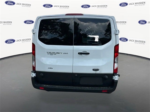 2024 Ford Transit-250 Base Low Roof Cargo