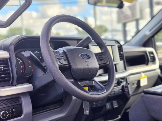2027 Ford F-350SD XL